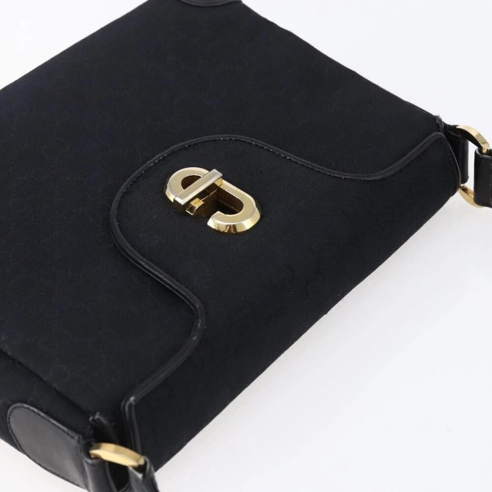GUCCI GG Canvas Shoulder Bag Black Gold Auth 147856 - Picture 7 of 15